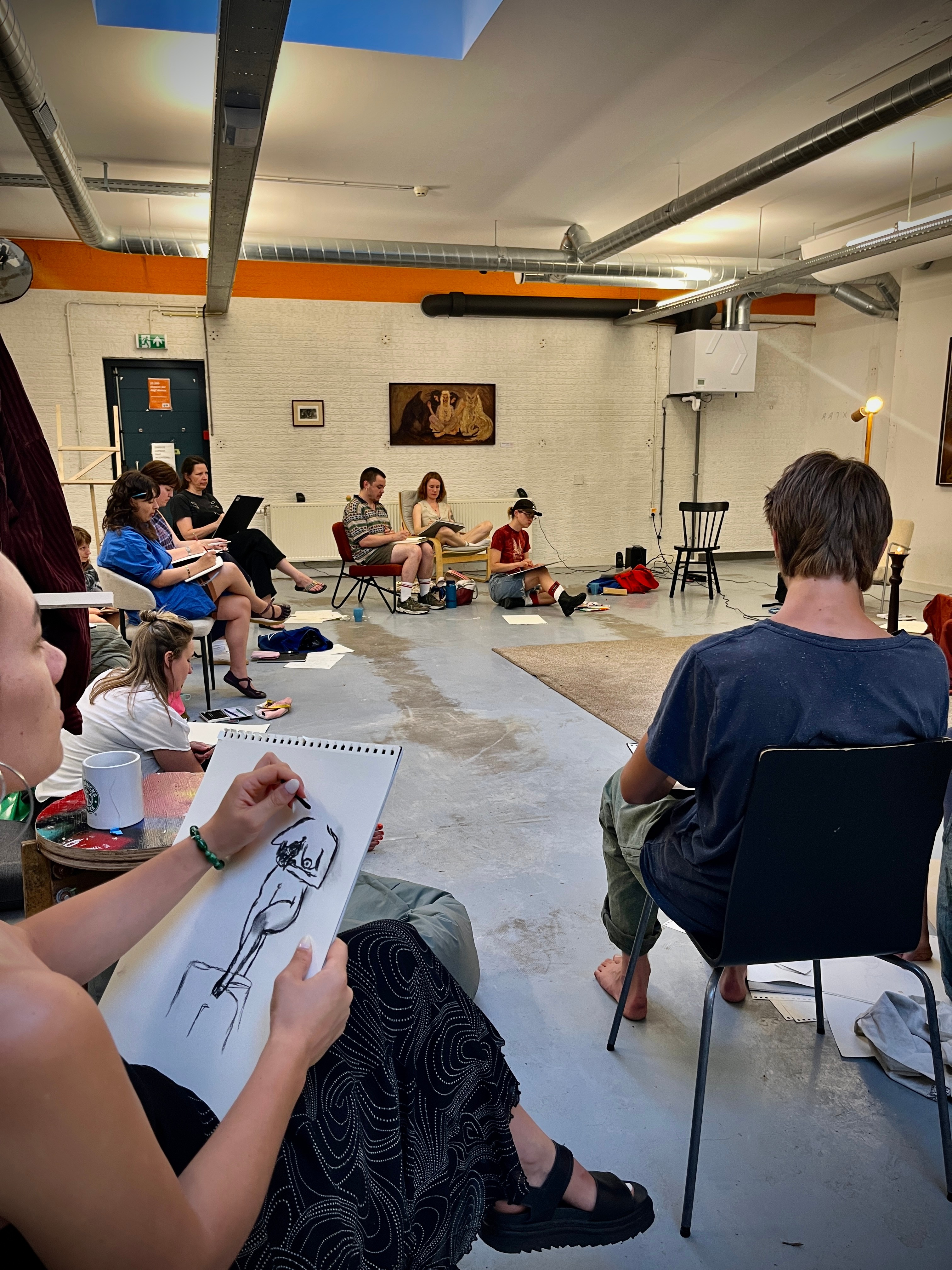 Live figure drawing 4